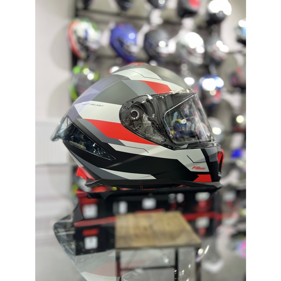 110000813778399.jpg Sway 865 Kırmızı Siyah Kapalı Kask Güneş Vizörlü - Görsel 1