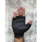 Motokit Revertech Aura Siyah / Yarım Parmak - Kaymaz Avuç Içi Özellikli Motosiklet Eldiveni (Erkek) - Görsel 3